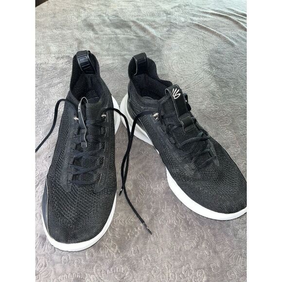 Under Armour Curry 8 Flow Black White  3024785 010 Shoe Mens 10- Womens 12 - Picture 1 of 10